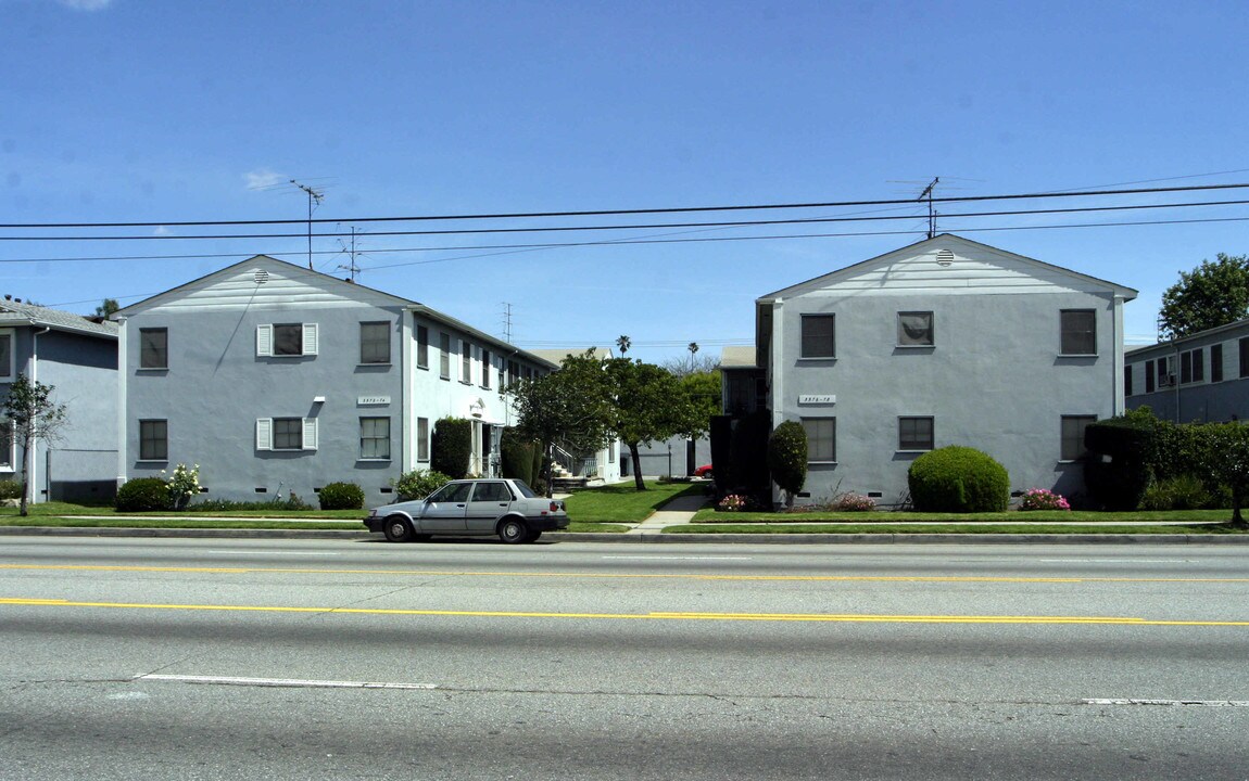 3572-3576 S Centinela Ave in Los Angeles, CA - Building Photo