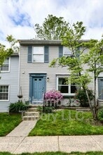 6250 Hillside Rd in West Springfield, VA - Building Photo - Building Photo