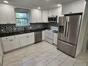 802 Kilbourne Rd in Columbia, SC - Building Photo - Building Photo