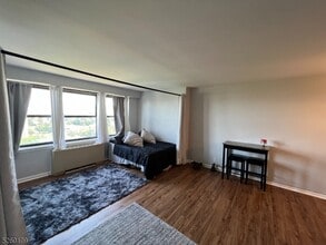 285 Aycrigg Ave in Passaic, NJ - Building Photo - Building Photo