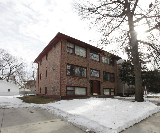 1228 S 23rd St in Lincoln, NE - Building Photo - Building Photo