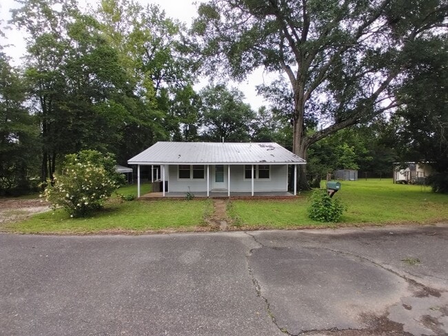 property at 1122 Virginia St