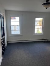 140 Center St in Manchester, CT - Building Photo - Building Photo