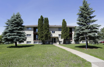 Dakotah Apartments in Coon Rapids, MN - Building Photo - Building Photo