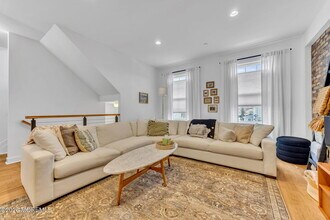 28 Catherine St in Red Bank, NJ - Building Photo - Building Photo