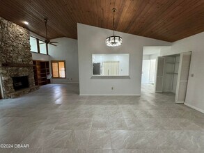 100 Sea Island Cir in Daytona Beach, FL - Building Photo - Building Photo