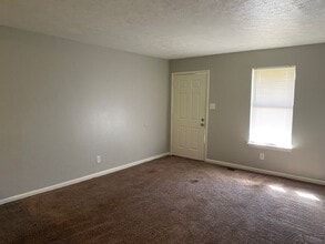 22 Gardencrest Cv in Jackson, TN - Building Photo - Building Photo
