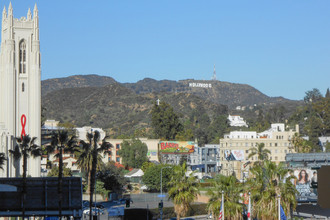 1000 Grand by Windsor in Los Angeles, CA - Foto de edificio - Building Photo