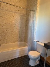 1896 D'orléans Av in Montréal, QC - Building Photo - Building Photo