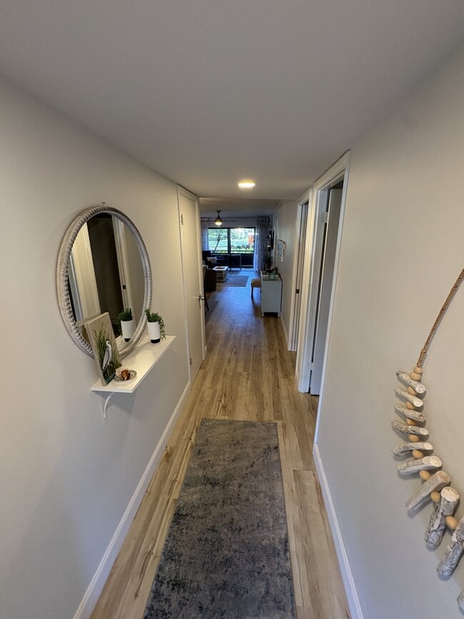 512 W Venice Ave in Venice, FL - Building Photo - Building Photo