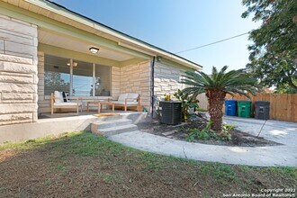 534 Cosgrove St in San Antonio, TX - Building Photo - Building Photo