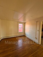 1160 Dixwell Ave in Hamden, CT - Building Photo - Building Photo