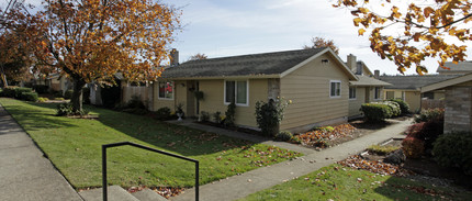 Beverly Gardens Apartments in Gresham, OR - Building Photo - Building Photo