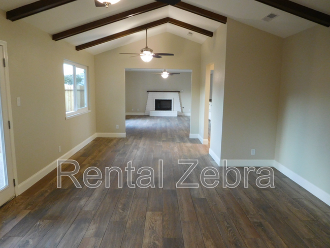 2877 El Camino Real in Merced, CA - Building Photo - Building Photo