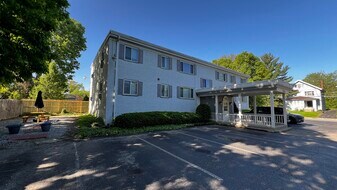 MOORMAN PLACE APARTMENTS in Cincinnati, OH - Building Photo
