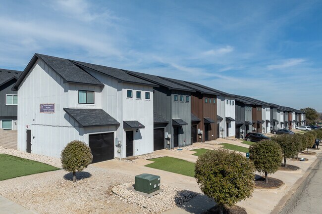 The Point at Forest Hill in Forest Hill, TX - Building Photo - Building Photo