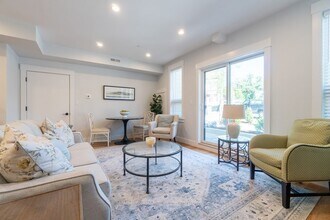 874 South St in Boston, MA - Building Photo - Building Photo