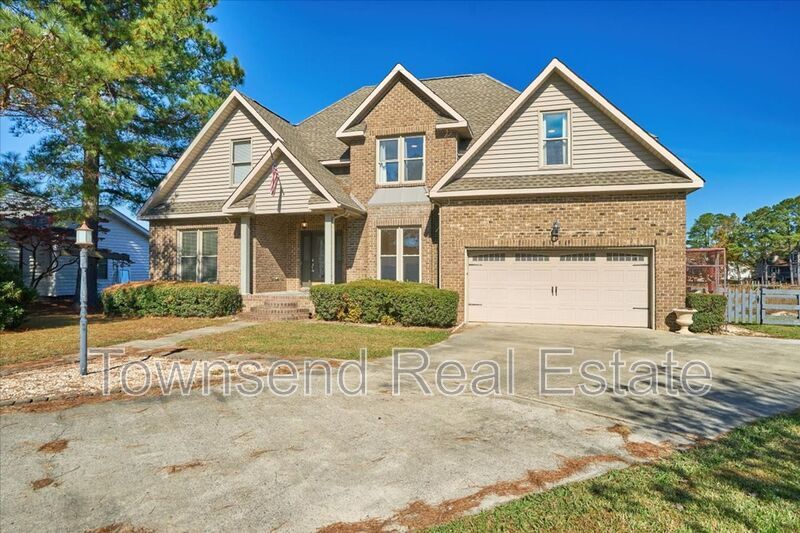 695 Cedar Point in Vass, NC - Building Photo