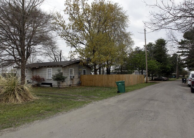 8039 Highway 161 Hwy in North Little Rock, AR - Building Photo - Building Photo