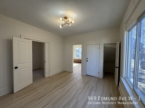 969 Edmund Ave W in St. Paul, MN - Building Photo - Building Photo