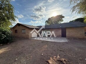 5614 E Rolling Ridge Dr in San Antonio, TX - Building Photo - Building Photo