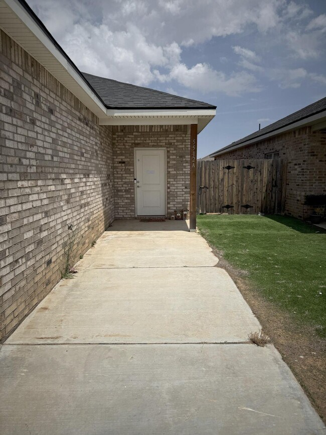 property at 5512 Itasca St