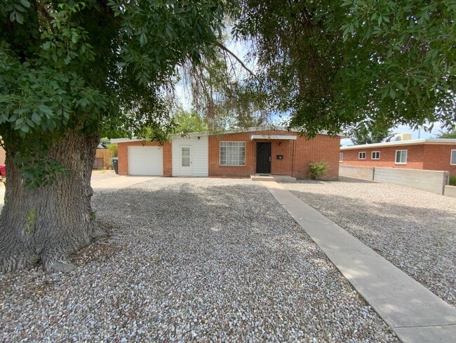 property at 4712 Palo Duro Ave NE
