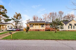 1107 Highland St in Brownsville, TN - Building Photo