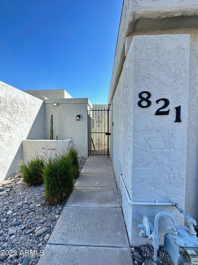 property at 821 E Orange Dr