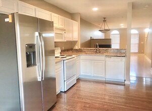 3035 Camden Dr in Troy, MI - Building Photo - Building Photo