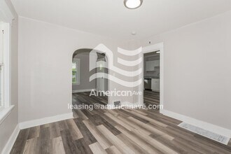 1026 Brownell Ave in Lorain, OH - Foto de edificio - Building Photo