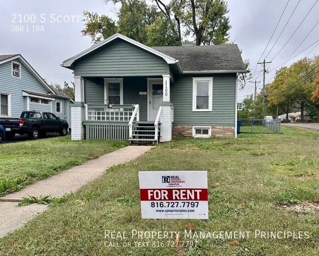 2100 S Scott Ave