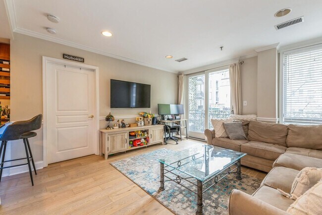70 Adams St in Hoboken, NJ - Building Photo - Building Photo