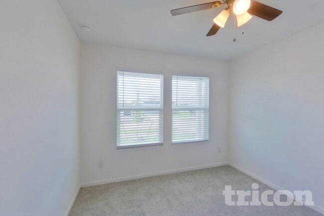 807 Ginkgo Wy in Princeton, TX - Foto de edificio - Building Photo