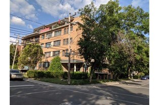 5500 Snowdon in Montréal, QC - Building Photo