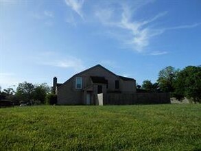 706 Carol Lynn Dr in Missouri City, TX - Building Photo - Building Photo