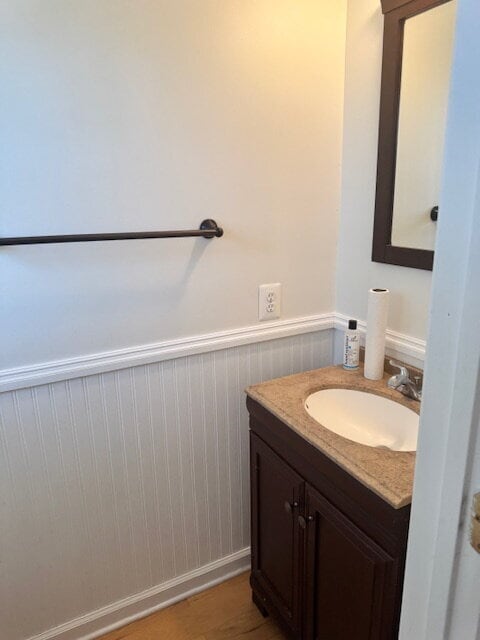 property at 2453 Wentworth Dr