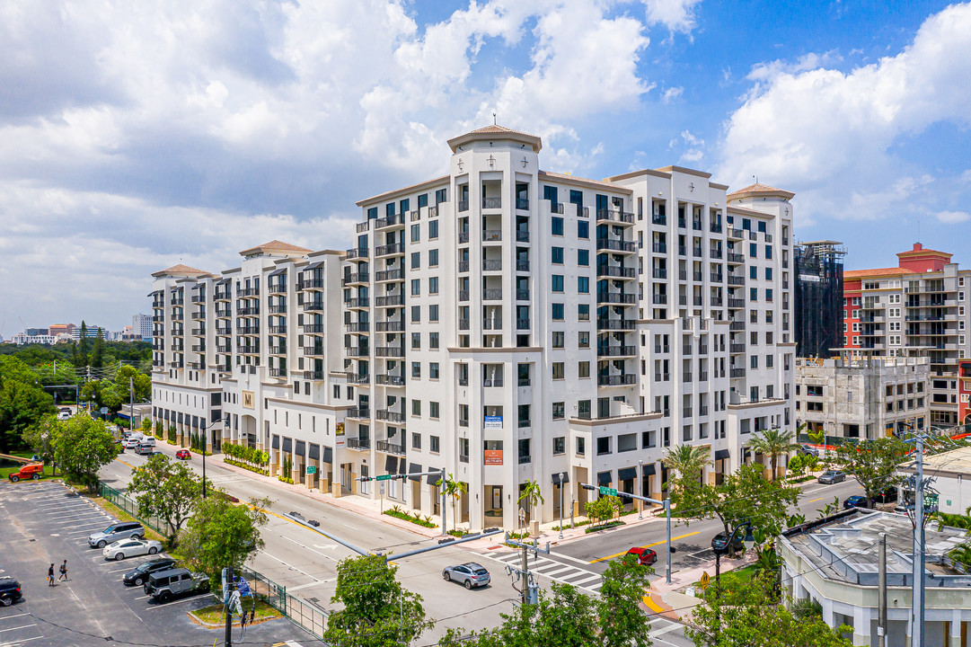 Merrick Manor Condominium in Coral Gables, FL - Building Photo