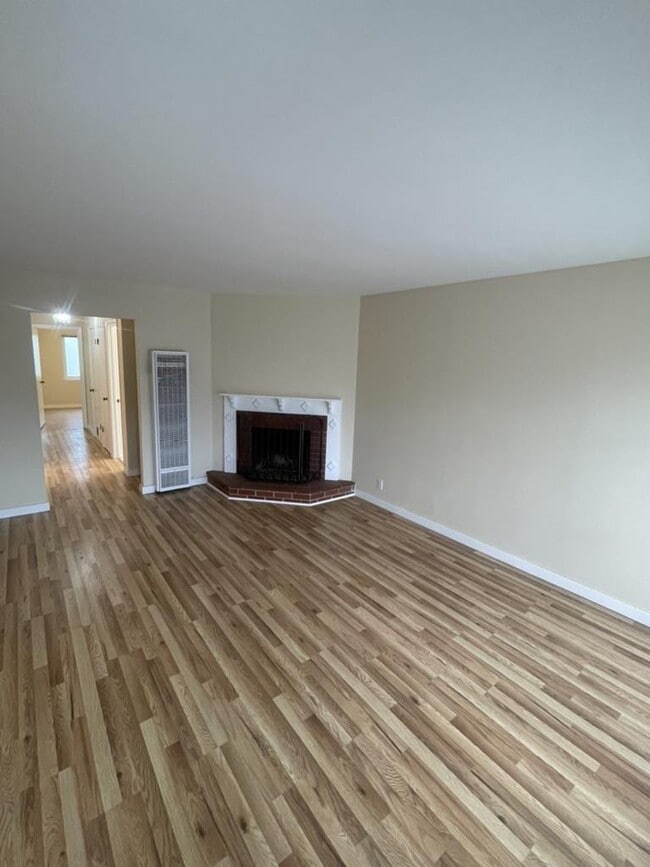 265 Mastick Ave in San Bruno, CA - Building Photo - Building Photo