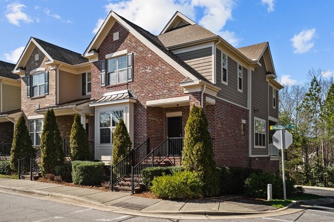 3019 Valleystone Dr in Cary, NC - Building Photo - Building Photo