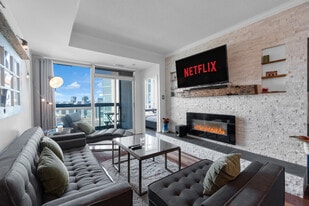 231 Angelique St, Unit SI ID1403753P in Toronto, ON - Building Photo