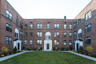 Clinton & Prospect Apartments in Cambridge, MA - Foto de edificio - Building Photo