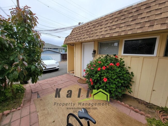 1944 Oxford Ave in Encinitas, CA - Building Photo - Building Photo