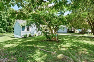 221 Pollard Dr in Jacksonville, NC - Building Photo - Building Photo
