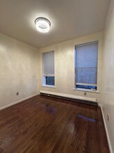 16 Monaco Pl in Brooklyn, NY - Building Photo - Building Photo