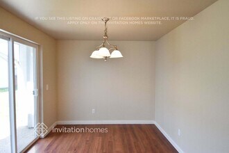 14401 72nd St Ct E in Sumner, WA - Building Photo - Building Photo