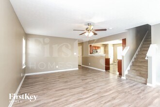 942 Kimberly Ave in Westfield, IN - Building Photo - Building Photo