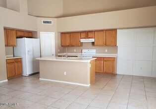 9481 W Runion Dr in Peoria, AZ - Building Photo - Building Photo