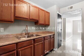 732 Teichelkamp Dr in Horizon City, TX - Foto de edificio - Building Photo