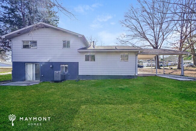 2820 Rex Rd in Ellenwood, GA - Foto de edificio - Building Photo